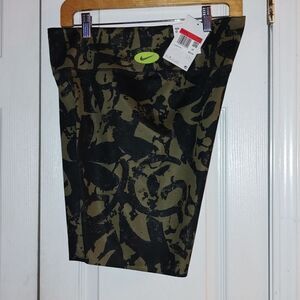 Nike Women's One Luxe Icon Clash Mid-Rise Training Bike Shorts  Sz L NWT